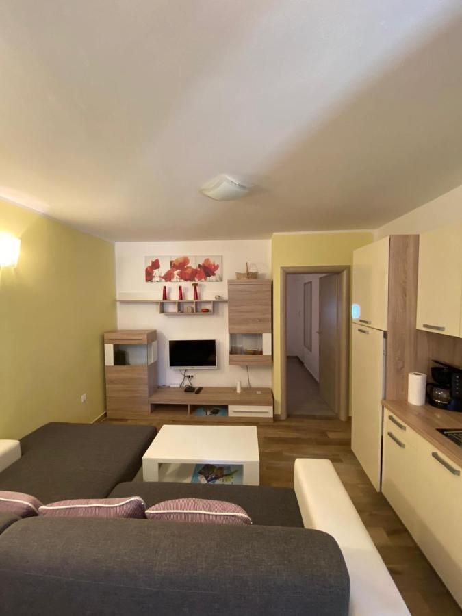 Apartmani Danica Nerezine Luaran gambar