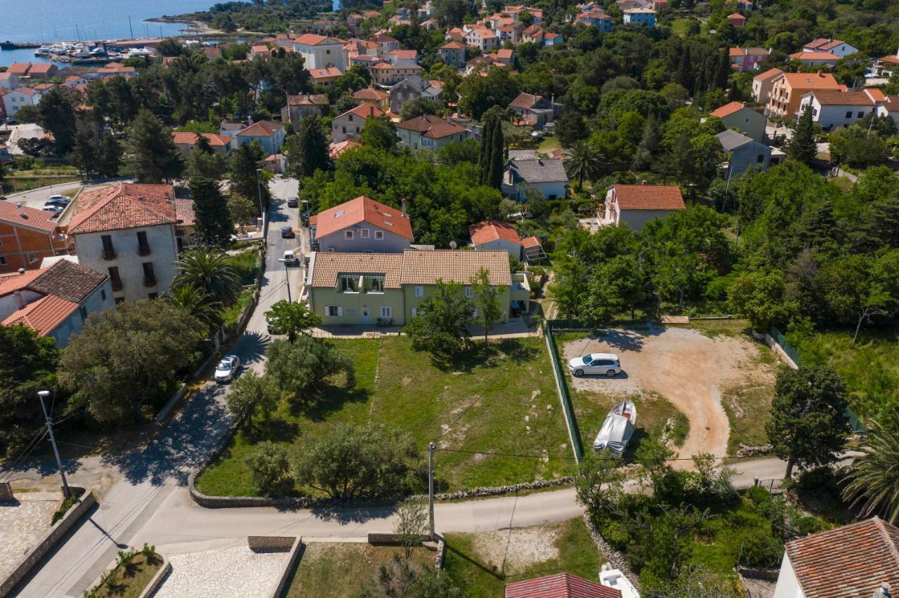 Apartmani Danica Nerezine Luaran gambar