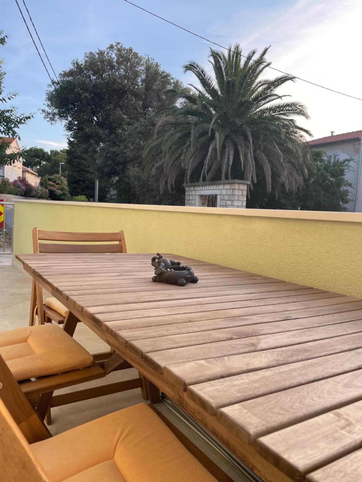 Apartmani Danica Nerezine Luaran gambar