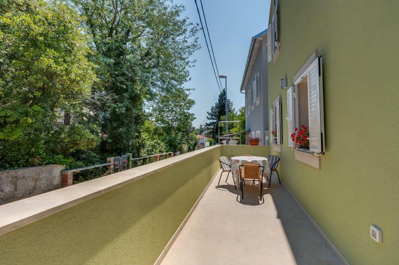 Apartmani Danica Nerezine Luaran gambar